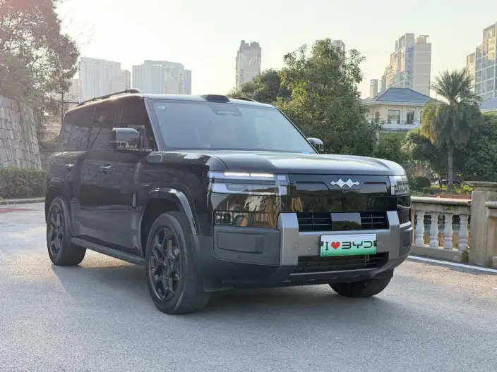 Titan 7 PHEV 2025 Model 190KM 4WD Ultra Edition