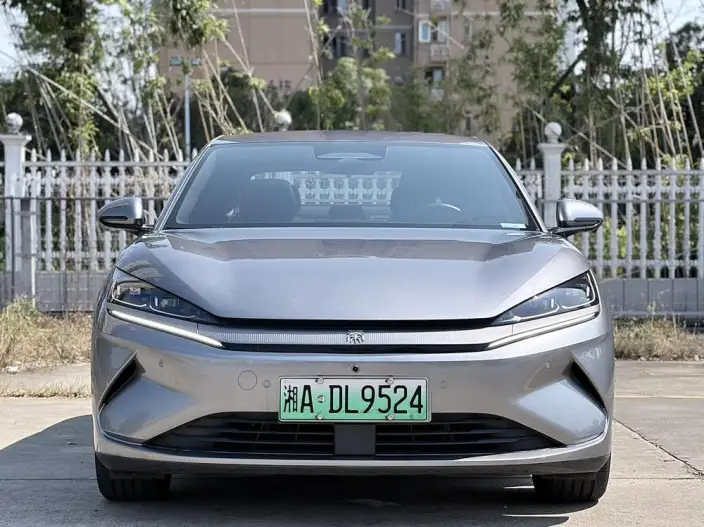 QinL EV 2025 Model 470KM Leading Model – фото 2