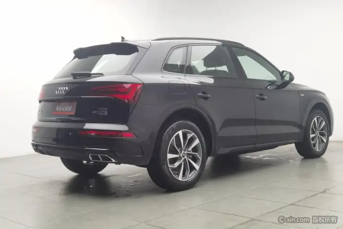 Audi Q5L 2023 Model 40T Luxury Dynamic Model – фото 4