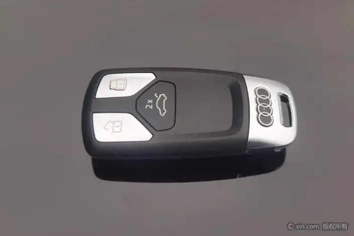 Audi Q5L 2023 Model 40T Luxury Dynamic Model – фото 6