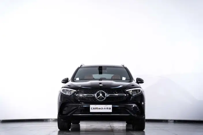 Mercedes-Benz GLC 2024 Model Facelift GLC 300 L 4MATIC Dynamic Model 5 seat – фото 2