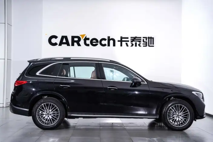 Mercedes-Benz GLC 2024 Model Facelift GLC 300 L 4MATIC Dynamic Model 5 seat – фото 6