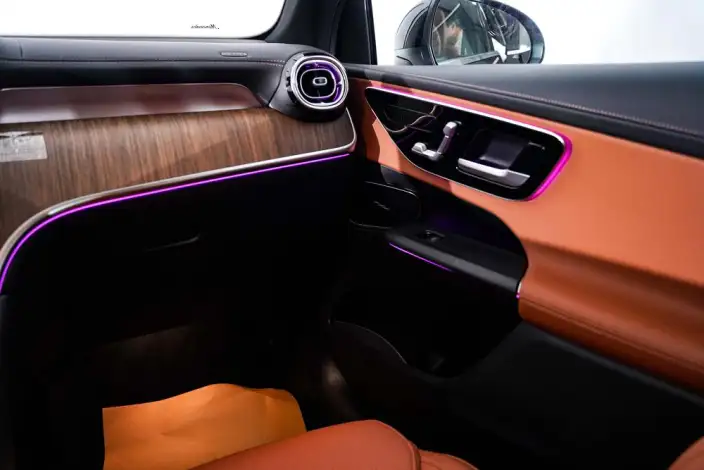 Mercedes-Benz GLC 2024 Model Facelift GLC 300 L 4MATIC Dynamic Model 5 seat – фото 10