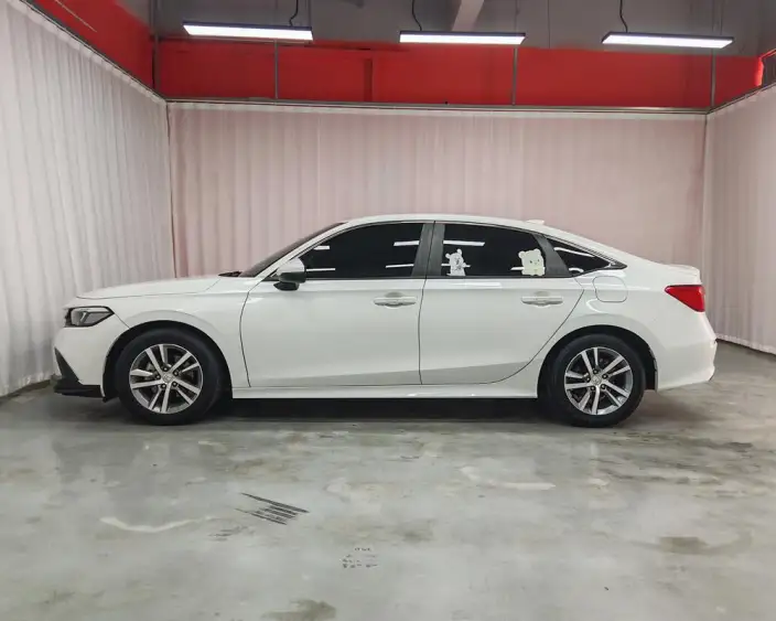 Honda Civic 2022 Model 240TURBO CVT Dynamic Edition – фото 4