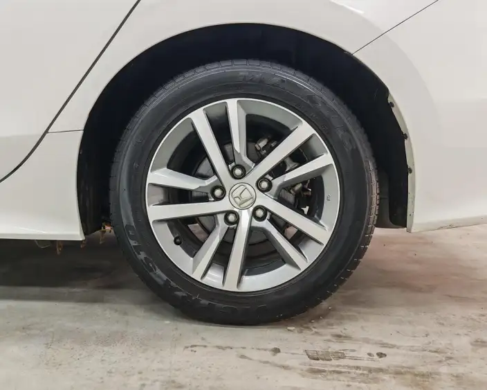 Honda Civic 2022 Model 240TURBO CVT Dynamic Edition – фото 9