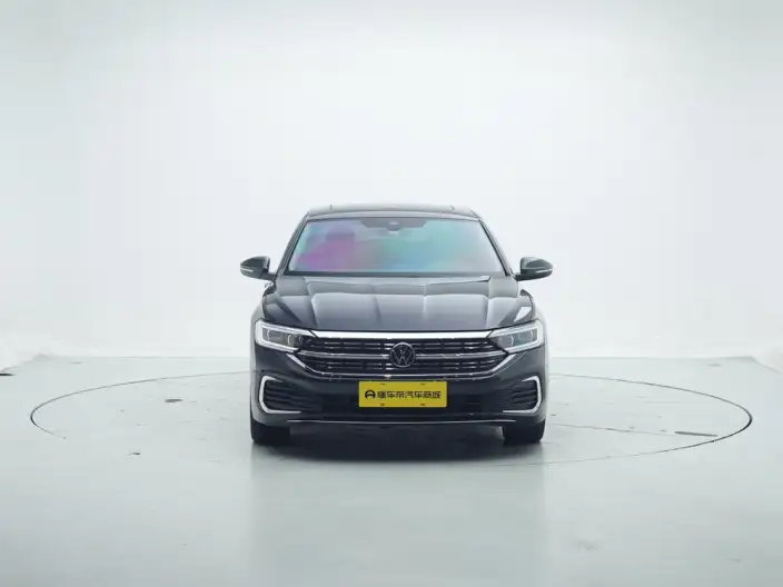 Volkswagen Sagitar 2025 Model 300TSI DSG Superior Edition – фото 2
