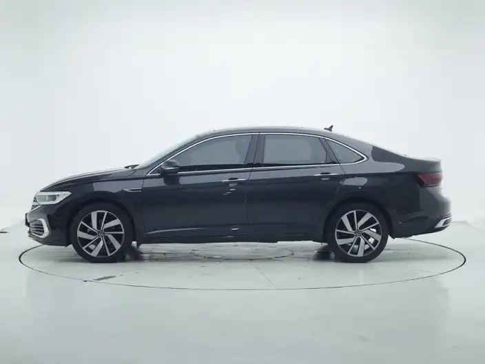 Volkswagen Sagitar 2025 Model 300TSI DSG Superior Edition – фото 4