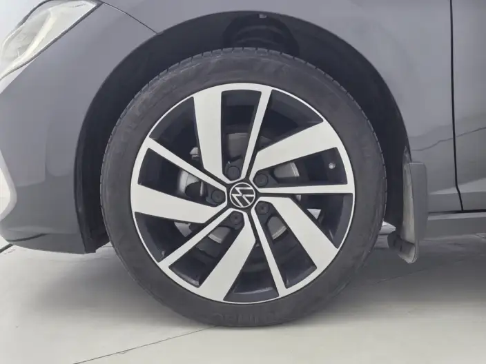 Volkswagen Sagitar 2025 Model 300TSI DSG Superior Edition – фото 9