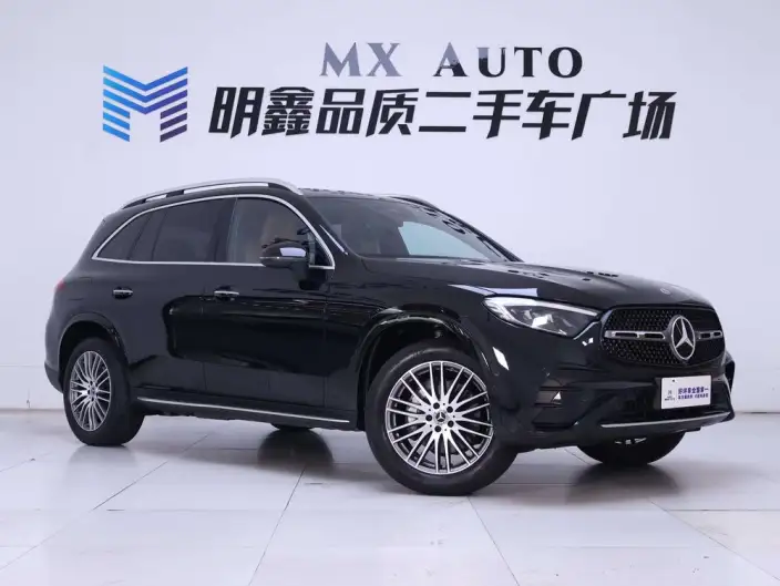 Mercedes-Benz GLC 2024 Model Facelift GLC 300 L 4MATIC Dynamic Model 5 seat – фото 2