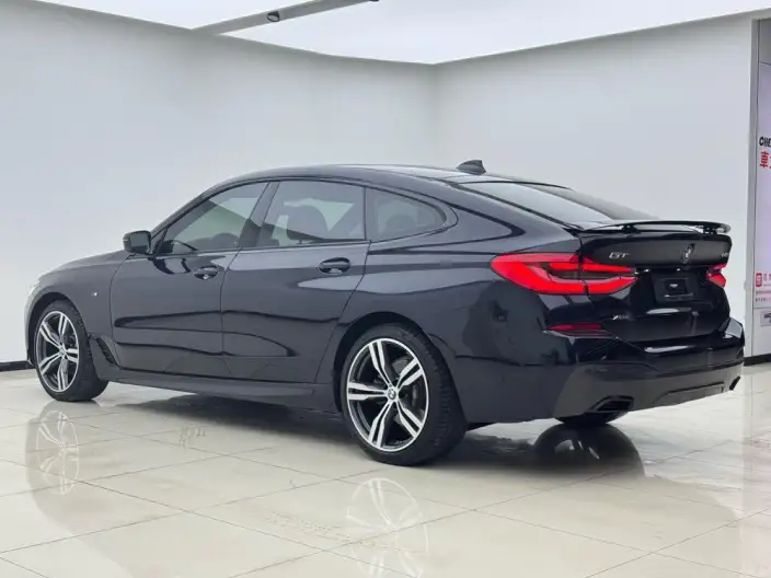 BMW 6 Series GT 2022 Model 630i M Sports Set – фото 4