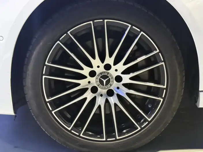 Mercedes-Benz C-Class 2024 Model C 260 L Sports Edition – фото 7