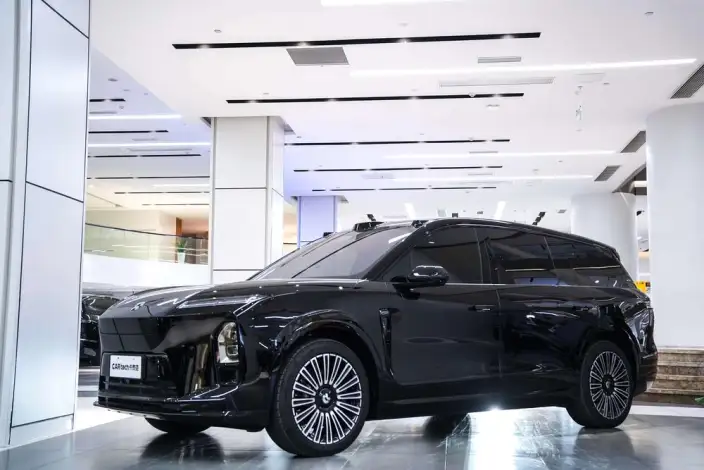 NIO ES8 2026 Model VI seat Executive Deluxe Edition – фото 1