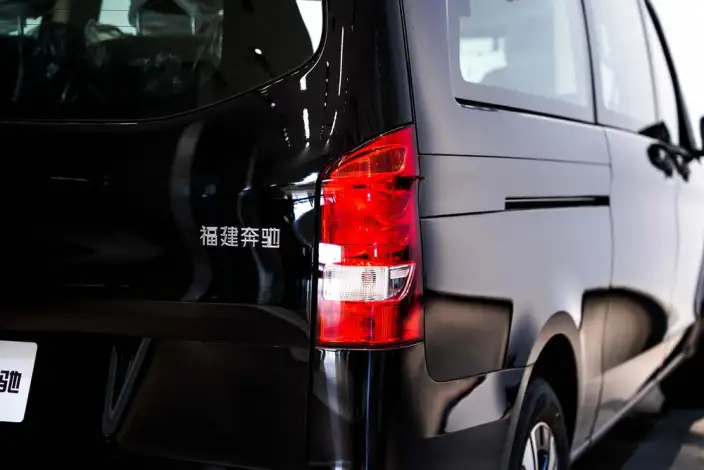 Viano 2024 Model 2.0T Elite Edition 7 seat – фото 9