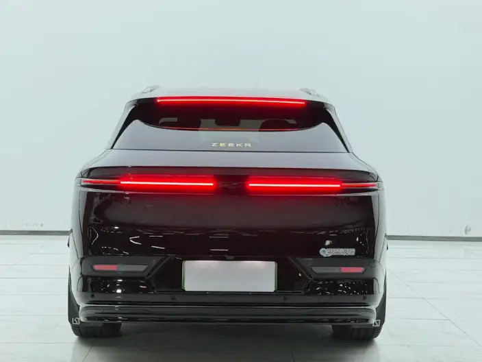ZEEKR 7X 2025 Model 100kWh Long Battery Life Pro Rear Drive Smart Driving Edition – фото 5