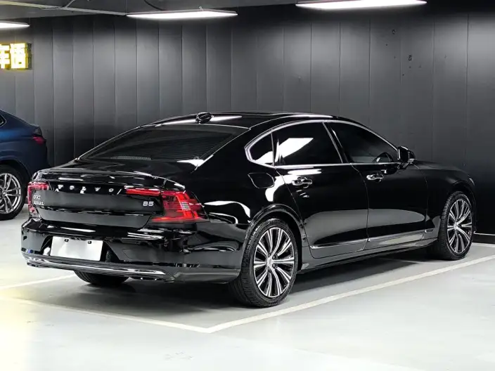 Volvo S90 2022 Model B5 Smart Range Deluxe Edition – фото 7