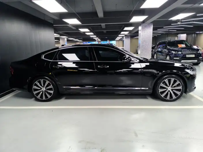 Volvo S90 2022 Model B5 Smart Range Deluxe Edition – фото 8