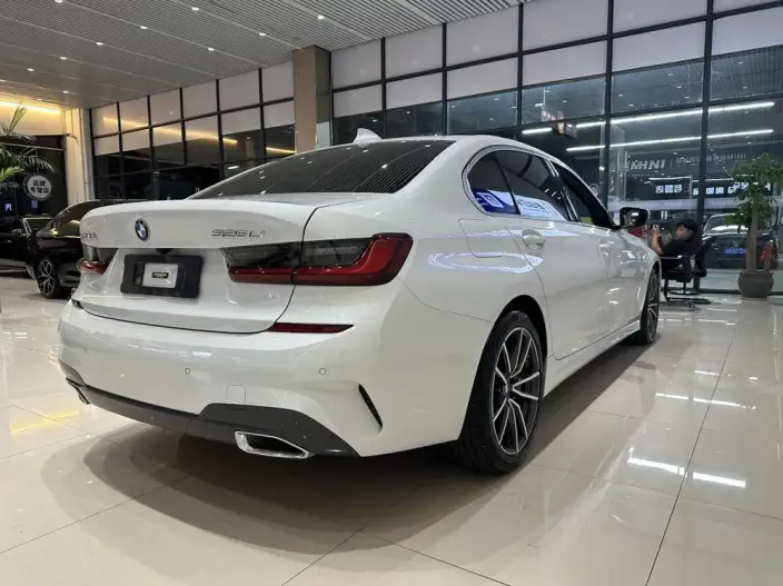 BMW 3 Series 2022 Model Facelift 325Li M Sports Set – фото 4