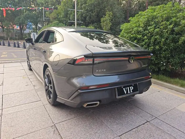 Changan UNI-V 2024 Model 1.5T Noble Model – фото 5