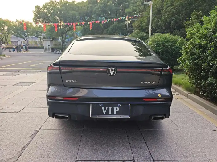 Changan UNI-V 2024 Model 1.5T Noble Model – фото 6
