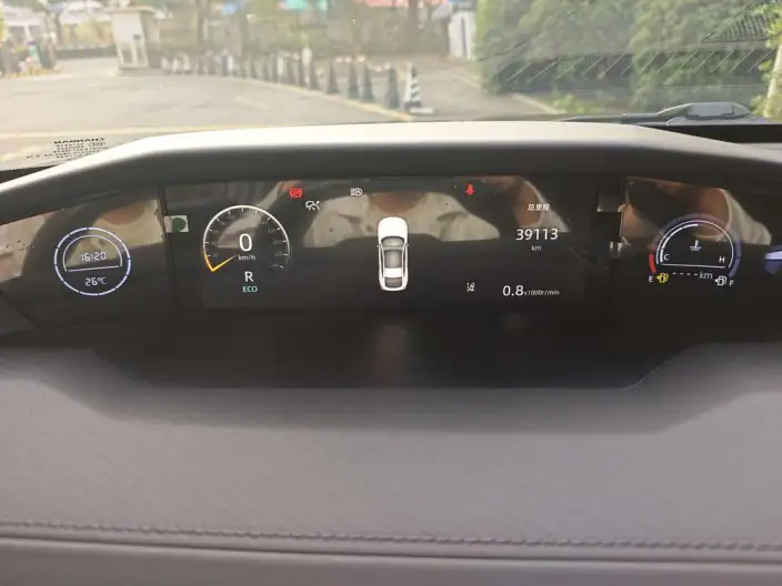 Changan UNI-V 2024 Model 1.5T Noble Model – фото 10
