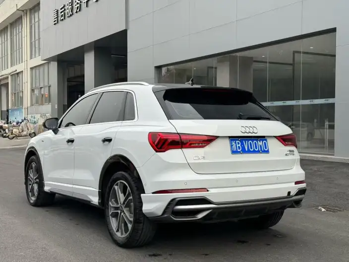 AUDI Q3 2023 Model Facelift 40 TFSI Fashion Dynamic Model – фото 4