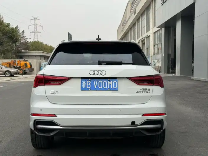 AUDI Q3 2023 Model Facelift 40 TFSI Fashion Dynamic Model – фото 5