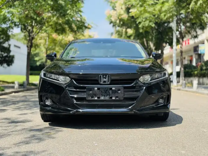 Honda Accord 2022 Model 260TURBO Deluxe Edition – фото 2