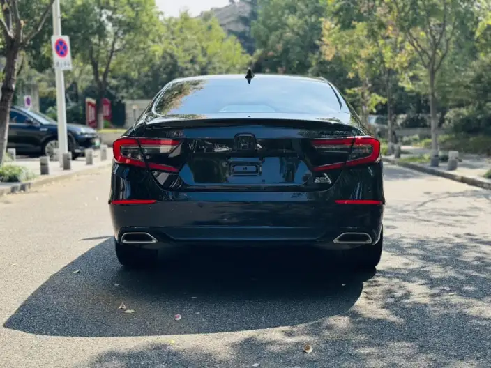 Honda Accord 2022 Model 260TURBO Deluxe Edition – фото 5