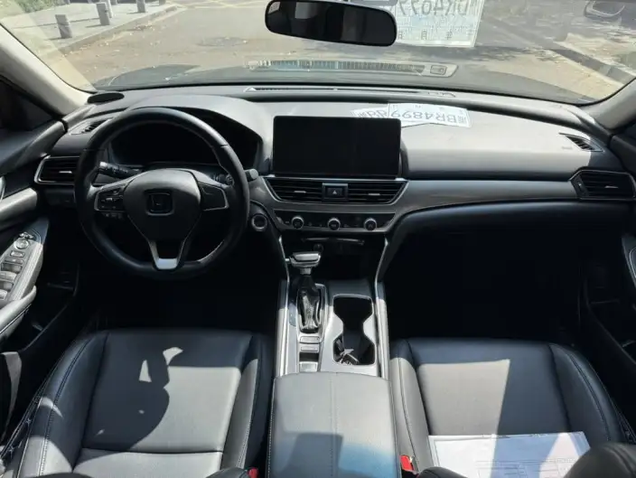Honda Accord 2022 Model 260TURBO Deluxe Edition – фото 10