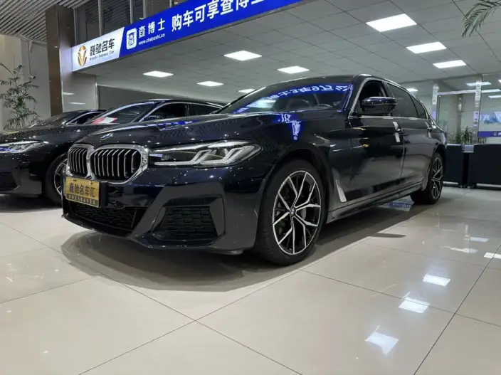 BMW 5 Series 2022 Model Facelift 530Li Exclusive Model M Sports Set – фото 1