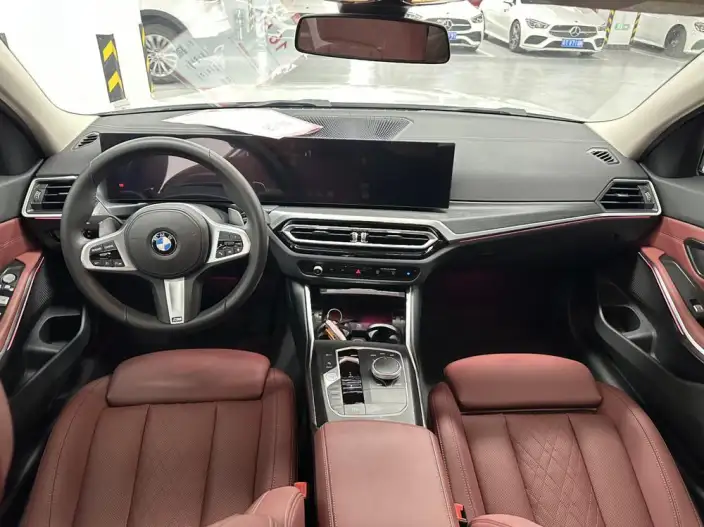 BMW 3 Series 2023 Model 325i M Sports Set – фото 7