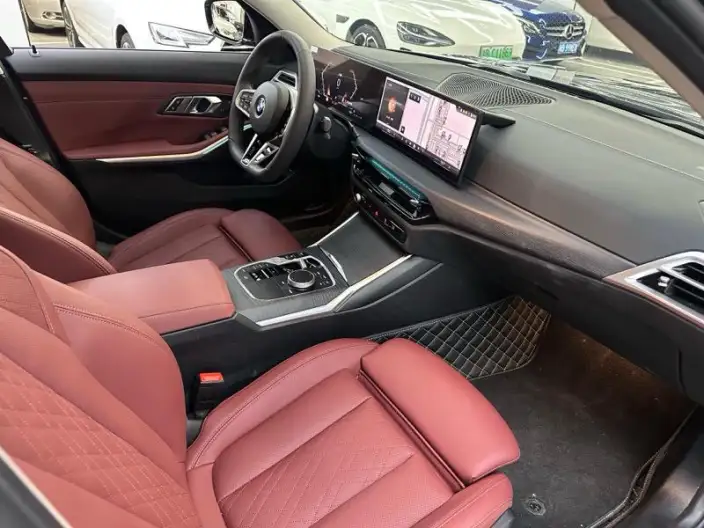 BMW 3 Series 2025 Model 325Li M Sports Set – фото 7