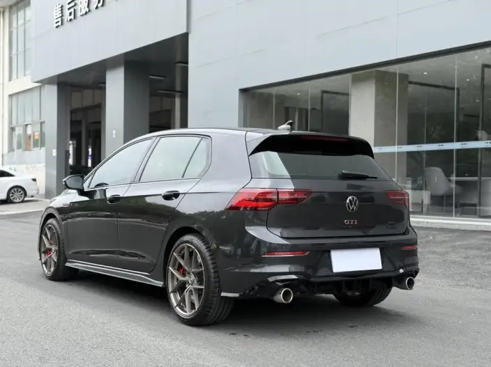 Volkswagen Golf GTI 2021 Model 380TSI DSG GTI – фото 5