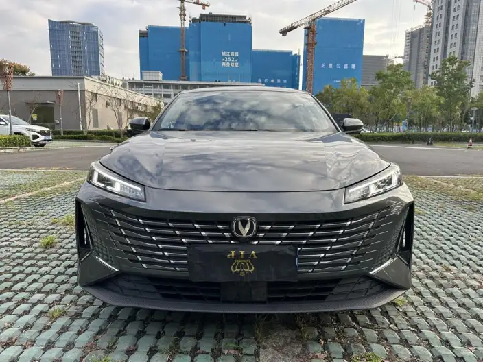 Changan Eado 2025 Model 1.5T DCT 500Bar Flagship Model – фото 2