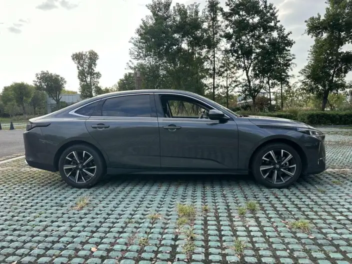 Changan Eado 2025 Model 1.5T DCT 500Bar Flagship Model – фото 8