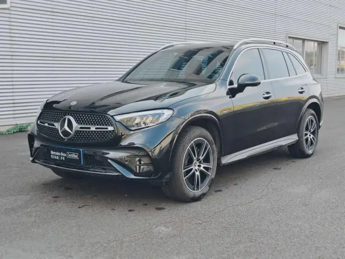 Mercedes-Benz GLC 2025 Model GLC 260 L 4MATIC Luxury Model 5 seat – фото 1