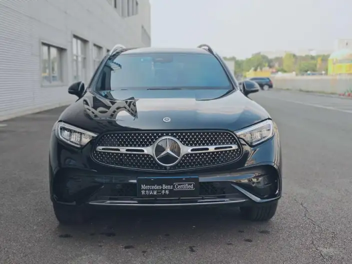 Mercedes-Benz GLC 2025 Model GLC 260 L 4MATIC Luxury Model 5 seat – фото 2