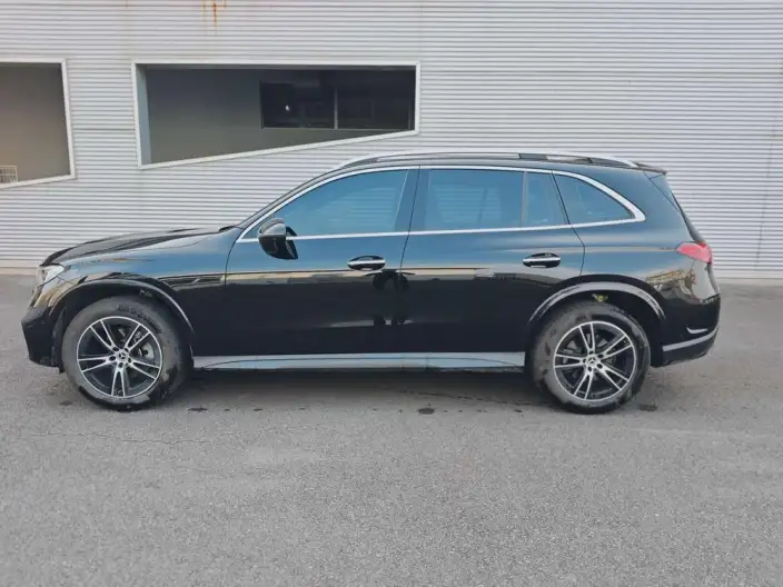 Mercedes-Benz GLC 2025 Model GLC 260 L 4MATIC Luxury Model 5 seat – фото 4