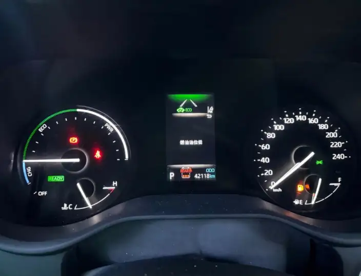 Toyota Sienna 2023 Model Hybrid 2.5L Comfort Edition – фото 10