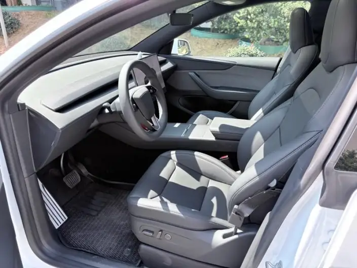 Model Y 2026 Model Rear-wheel drive version – фото 8