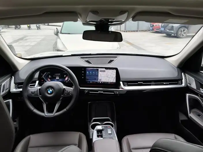 BMW X1 2023 Model sDrive25Li X Design Set – фото 5