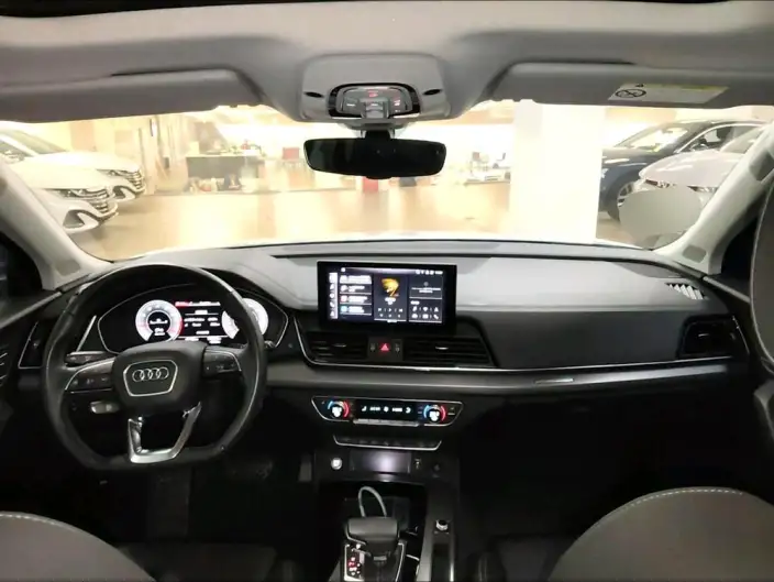 Audi Q5L 2021 Model 45 TFSI Luxury Dynamic Model – фото 5