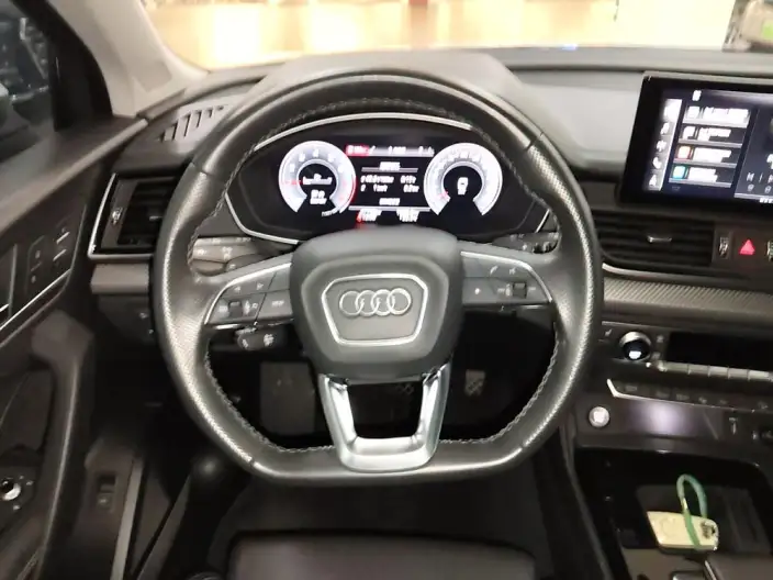 Audi Q5L 2021 Model 45 TFSI Luxury Dynamic Model – фото 8