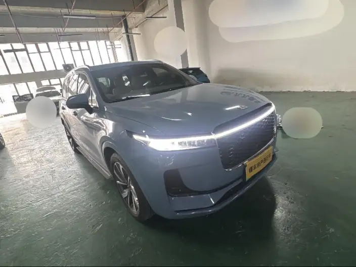 Li Auto ONE 2021 Model Extended Range 6 seat Edition – фото 2