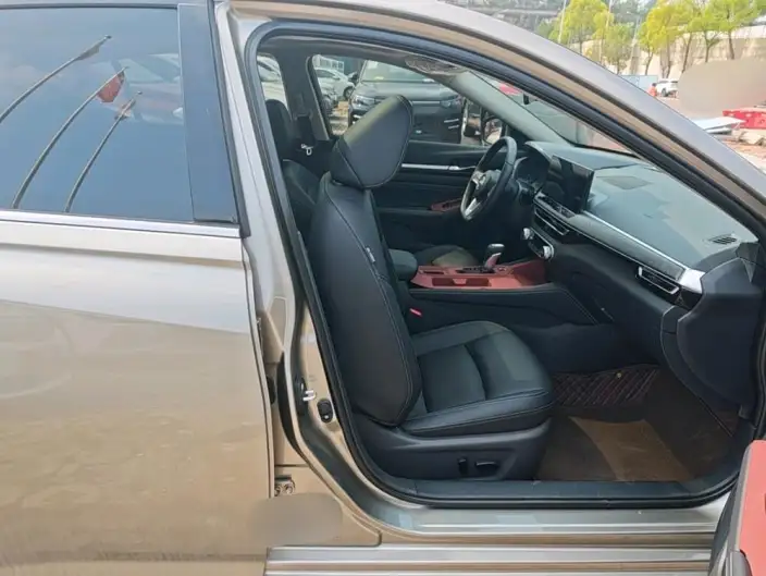 Nissan Teana 2025 Model 2.0L XL-TLS Yuexiang Edition – фото 5