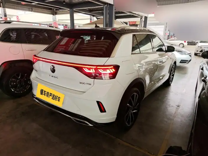 Volkswagen T-Roc 2023 Model 300TSI DSG Starlight Edition – фото 4