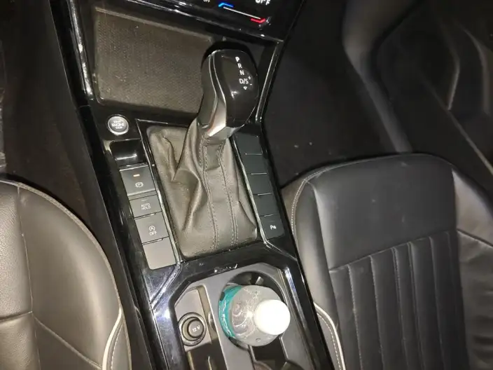 Volkswagen Passat 2023 Model Facelift 330TSI Starry sky Elite Edition – фото 9