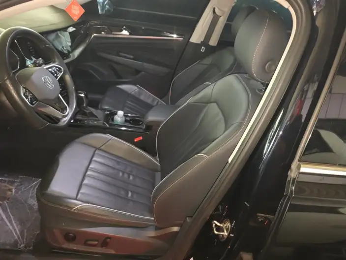 Volkswagen Passat 2023 Model Facelift 330TSI Starry sky Elite Edition – фото 10