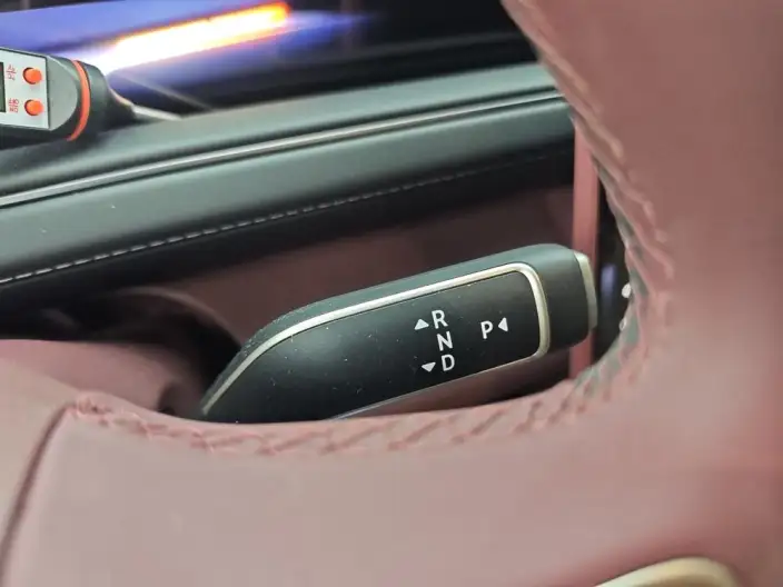 NIO ES8 2026 Model VI seat Executive Signature Edition – фото 5