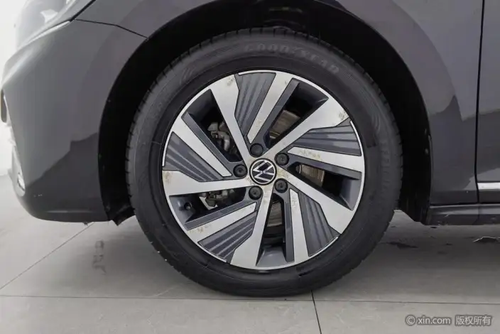 Volkswagen Passat PHEV 2022 Model 430PHEV Hybrid Elite Edition – фото 8